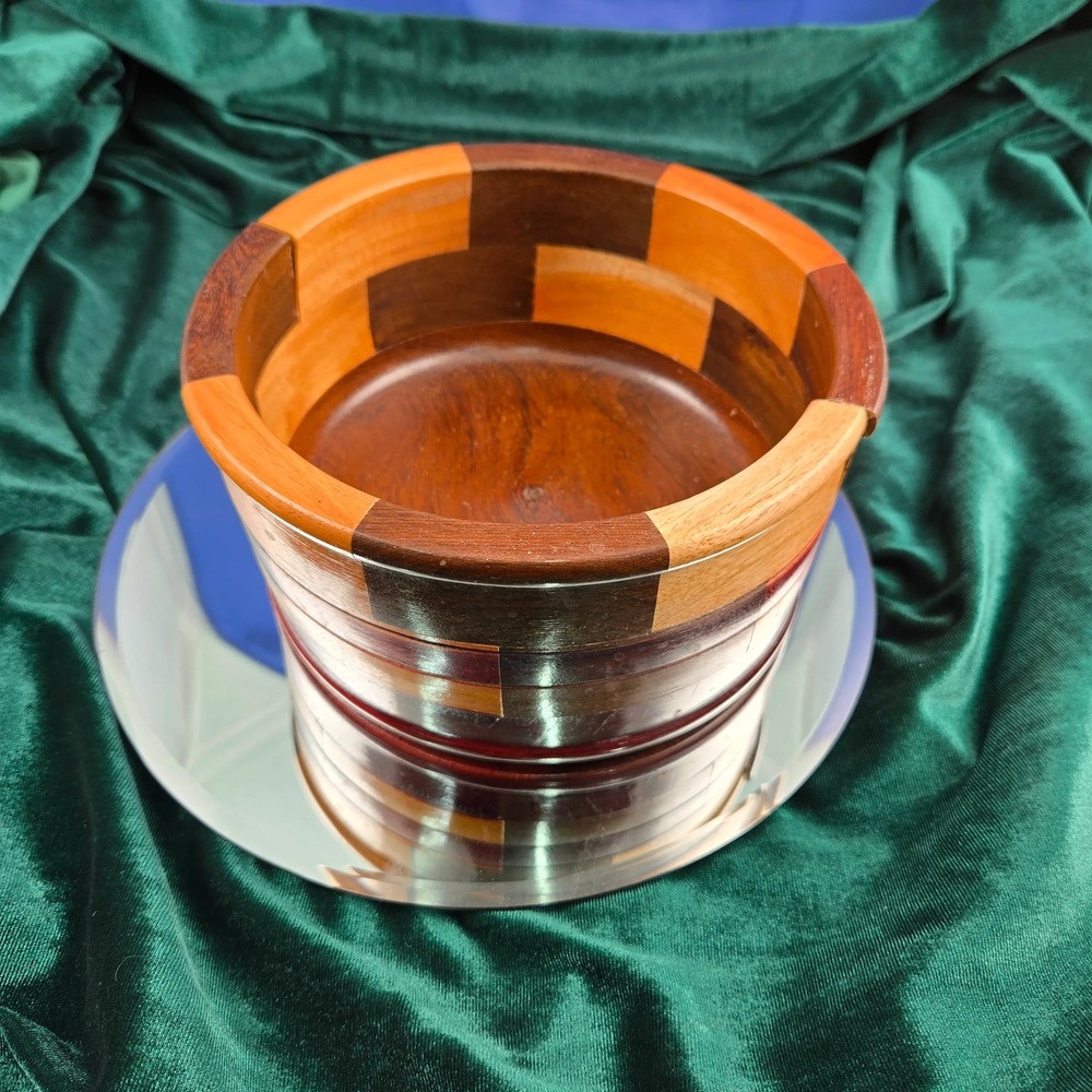 Guatemalan Handcrafted Multi-Tone Wood Bowl Chichicastenango 7.5"‎ Diameter